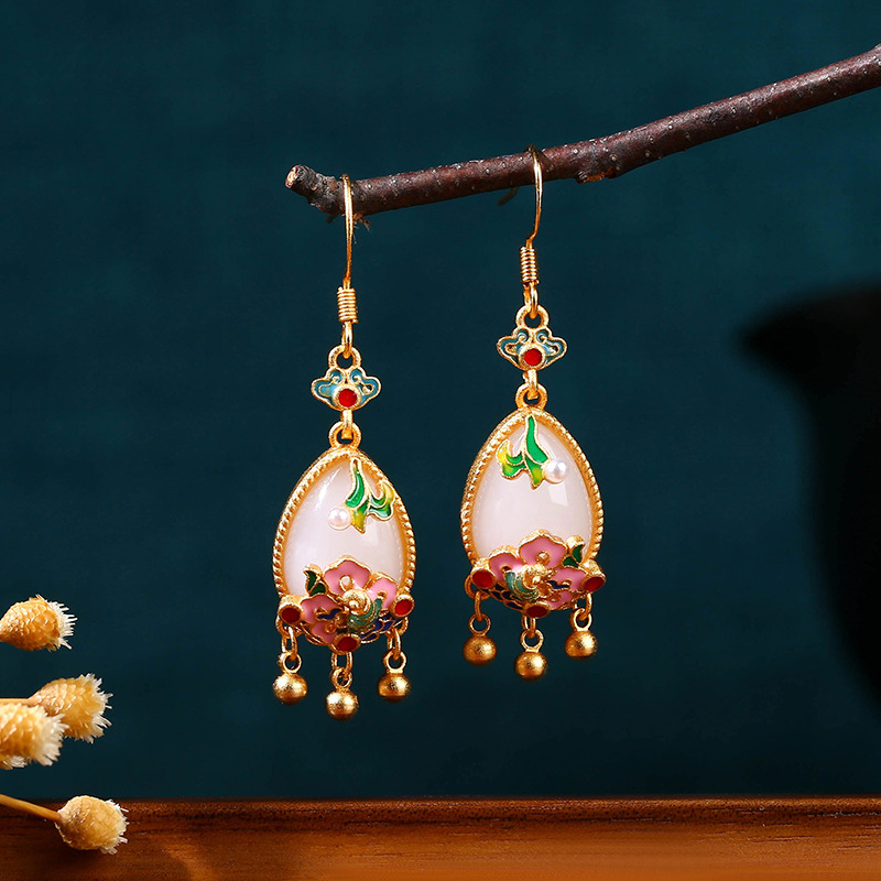 Earrings - Серьги с натуральным нефритом в форме