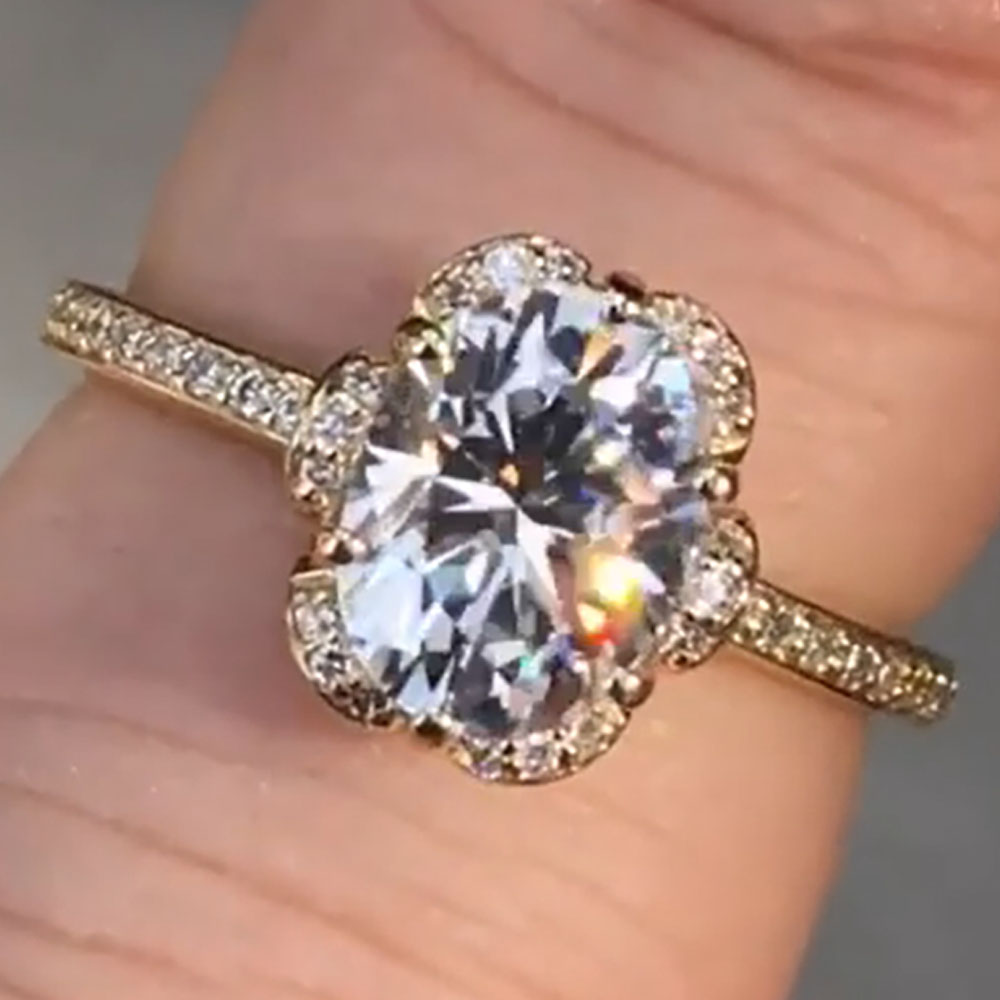 Изготовленное на заказ твердое – обзор и цена Moissanite Engagement Ring 1 Carat